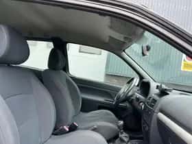 Renault Clio (2003) thumbnail 7