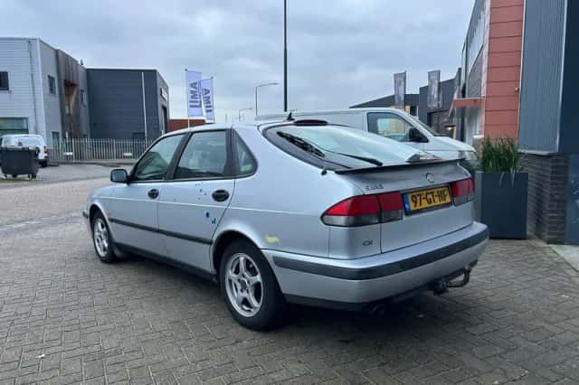 Saab 9-3 (2001) thumbnail 4