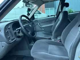 Saab 9-3 (2001) thumbnail 5