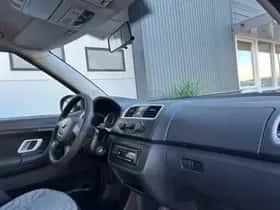 Škoda Fabia (2011) thumbnail 6