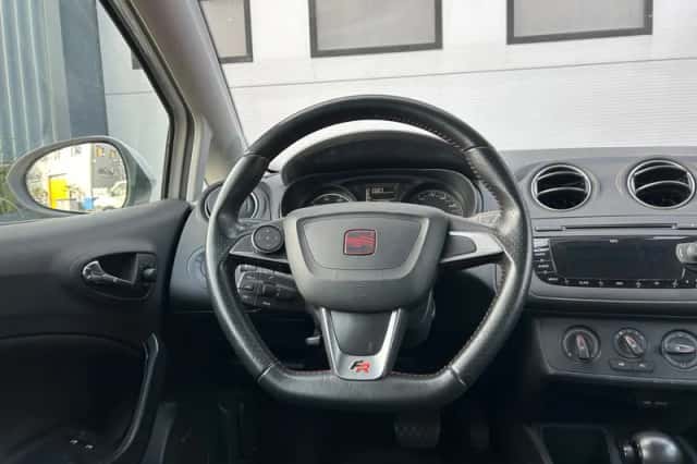 SEAT Ibiza (2012) thumbnail 11