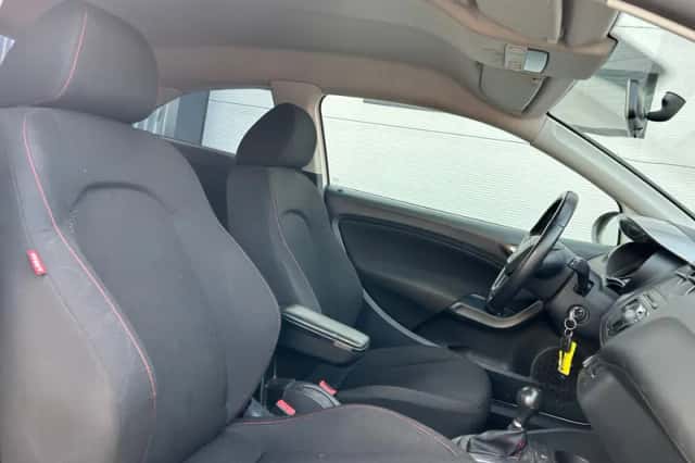 SEAT Ibiza (2012) thumbnail 8