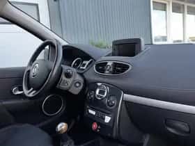 Renault Clio (2010) thumbnail 7