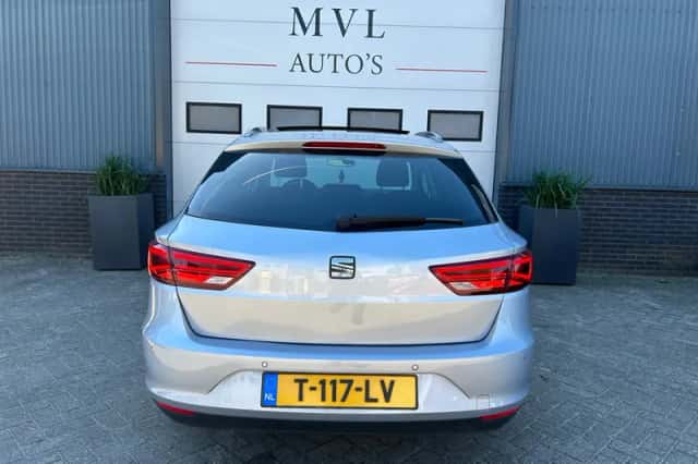 SEAT Leon (2019) thumbnail 6