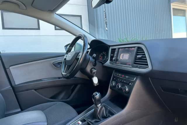 SEAT Leon (2019) thumbnail 7