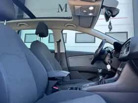 SEAT Leon (2019) thumbnail 8