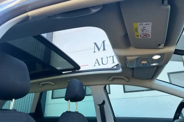 SEAT Leon (2019) thumbnail 9