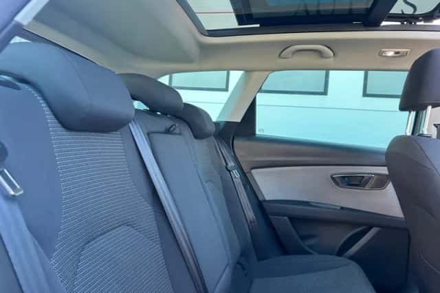 SEAT Leon (2019) thumbnail 10