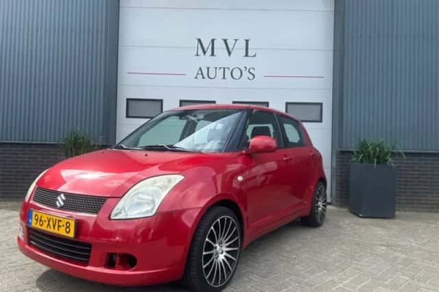 Suzuki Swift (2008) thumbnail 1