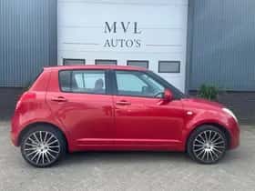 Suzuki Swift (2008) thumbnail 5