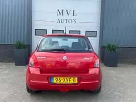 Suzuki Swift (2008) thumbnail 6