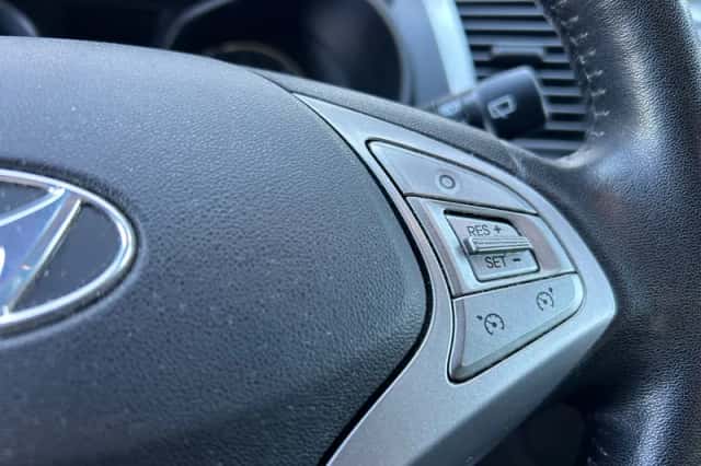 Hyundai ix20 (2011) thumbnail 12