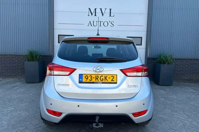 Hyundai ix20 (2011) thumbnail 6