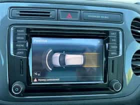 Volkswagen Tiguan (2016) thumbnail 14