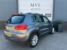 Volkswagen Tiguan (2016) thumbnail 4
