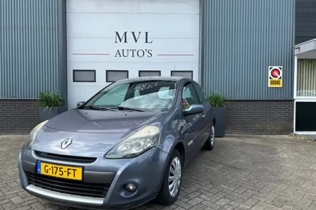 Renault Clio (2009) thumbnail 1