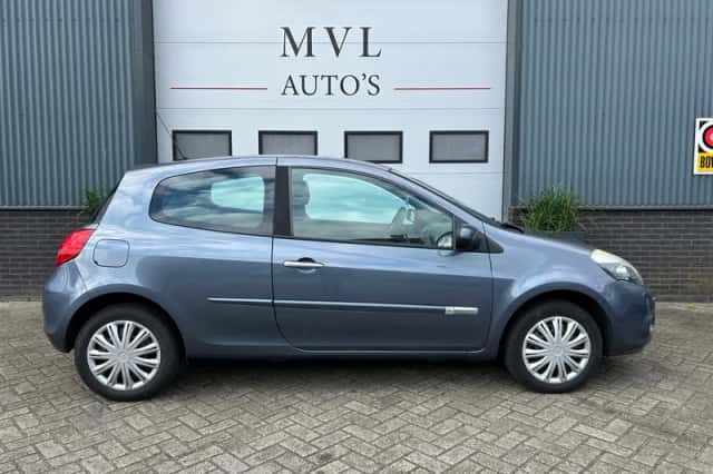 Renault Clio (2009) thumbnail 5