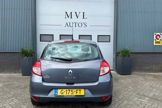 Renault Clio (2009) thumbnail 6