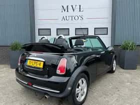 MINI Cabrio (2005) thumbnail 4