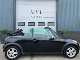 MINI Cabrio (2005) thumbnail 5