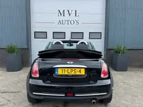 MINI Cabrio (2005) thumbnail 6