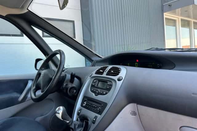 Citroën Xsara Picasso (2004) thumbnail 7