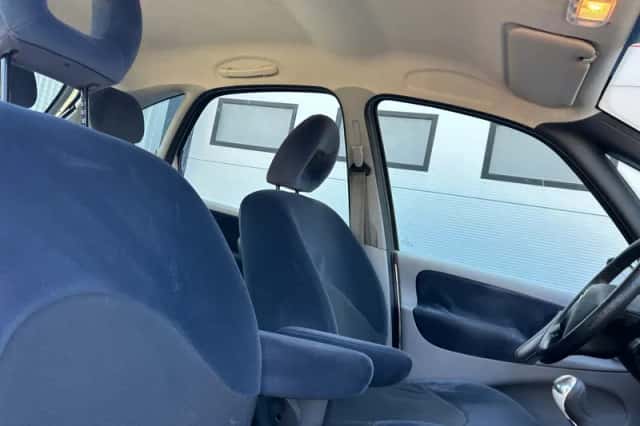 Citroën Xsara Picasso (2004) thumbnail 8