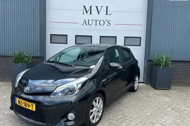 Toyota Yaris (2013) thumbnail 1
