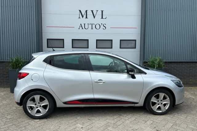 Renault Clio (2016) thumbnail 5