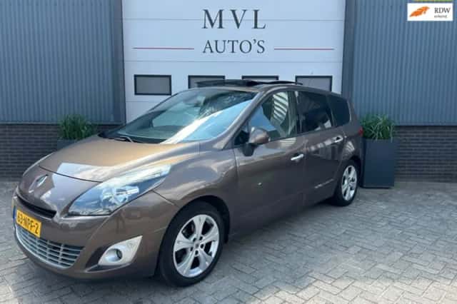 Renault Grand Scénic (2010) thumbnail 1
