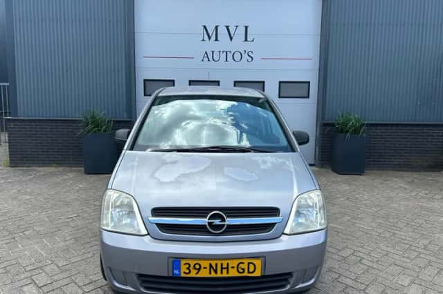 Opel Meriva (2003) thumbnail 3