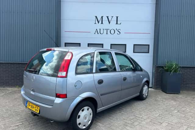 Opel Meriva (2003) thumbnail 4