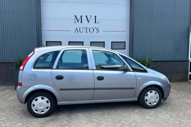Opel Meriva (2003) thumbnail 5