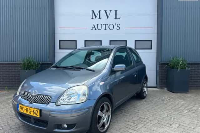 Toyota Yaris (2005) thumbnail 1