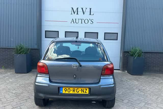 Toyota Yaris (2005) thumbnail 6
