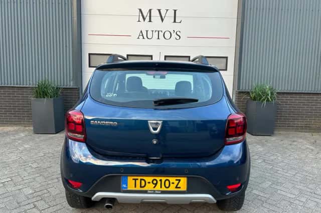 Dacia Sandero (2018) thumbnail 6