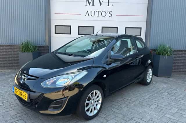 Mazda 2 (2012) thumbnail 1
