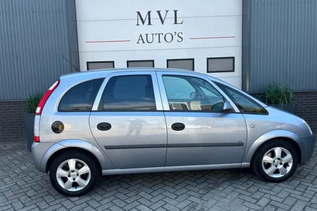 Opel Meriva (2005) thumbnail 4