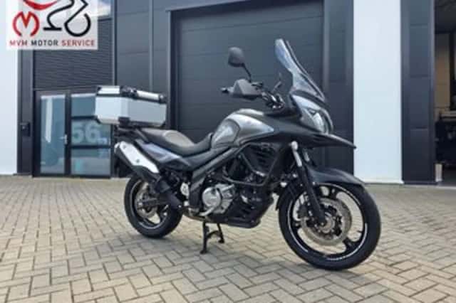 Suzuki V-STROM (2015) thumbnail 1