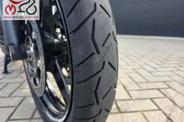 Suzuki V-STROM (2015) thumbnail 4