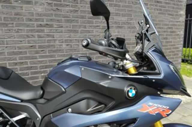 BMW S (2019) thumbnail 3