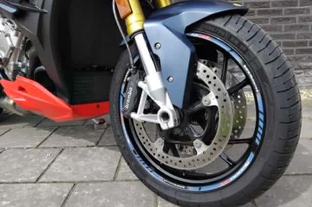 BMW S (2019) thumbnail 5