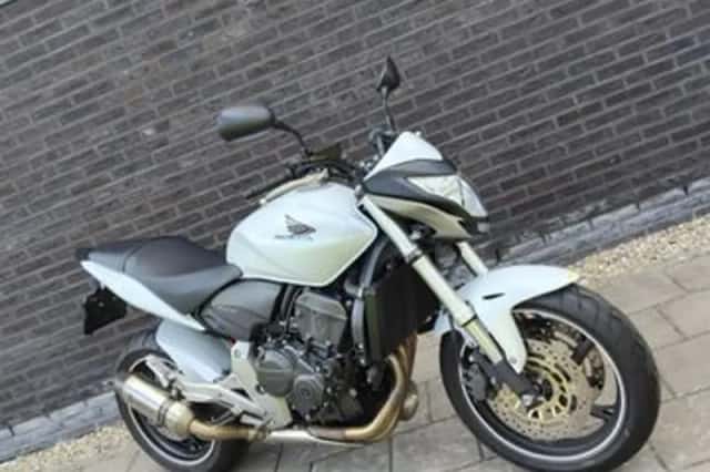 Honda CB (2011) thumbnail 1