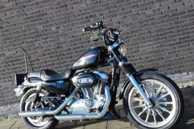 HARLEY-DAVIDSON SPORTSTER (2007) thumbnail 1