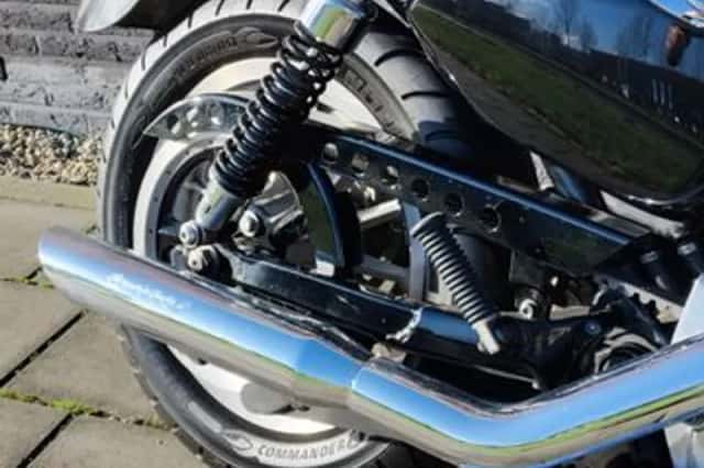 HARLEY-DAVIDSON SPORTSTER (2007) thumbnail 6