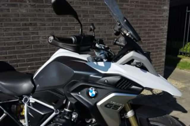 BMW R (2021) thumbnail 3