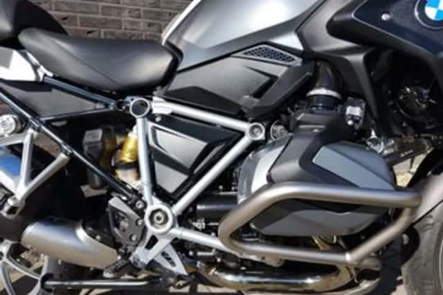 BMW R (2021) thumbnail 6