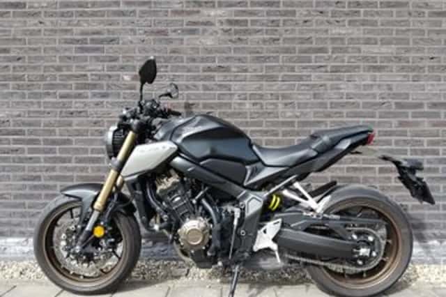 Honda CB (2021) thumbnail 2
