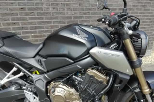 Honda CB (2021) thumbnail 3