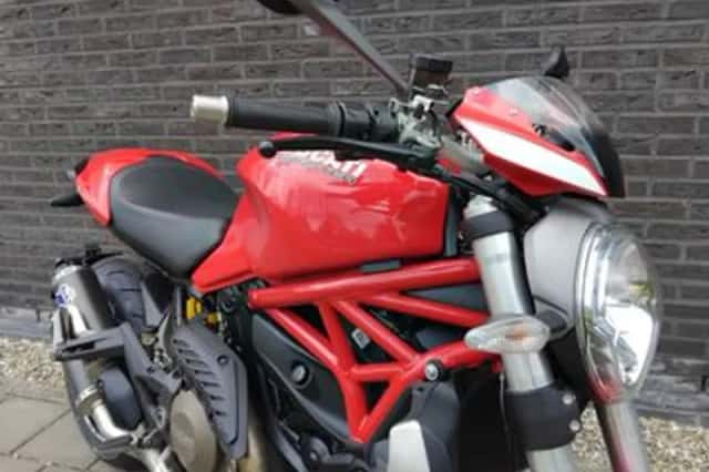 DUCATI MONSTER (2014) thumbnail 4